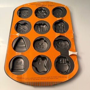 Wilton Halloween Cookie Pan - 12 Cavity Shaped Non-Stick Mold